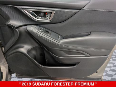 Used 2019 Subaru Forester Premium w/ All-Weather Package AWD/4WD image 32