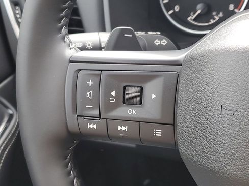 New 2026 Nissan Rogue SV image 15