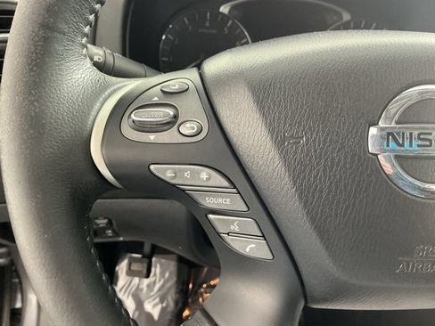 Used 2017 Nissan Pathfinder SL w/ SL Premium Package image 26