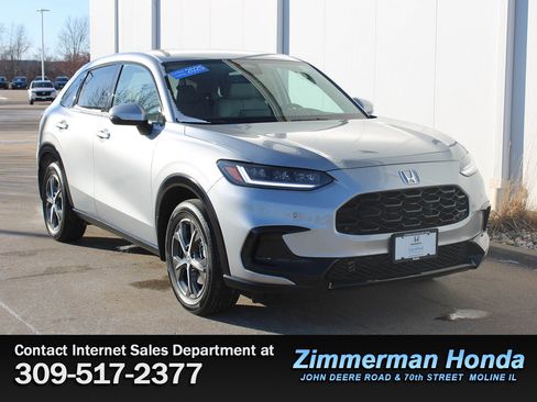 Certified 2025 Honda HR-V EX-L image 3