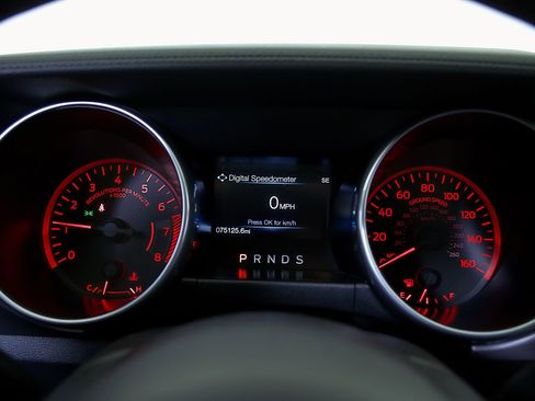 Used 2019 Ford Mustang Premium RWD image 18