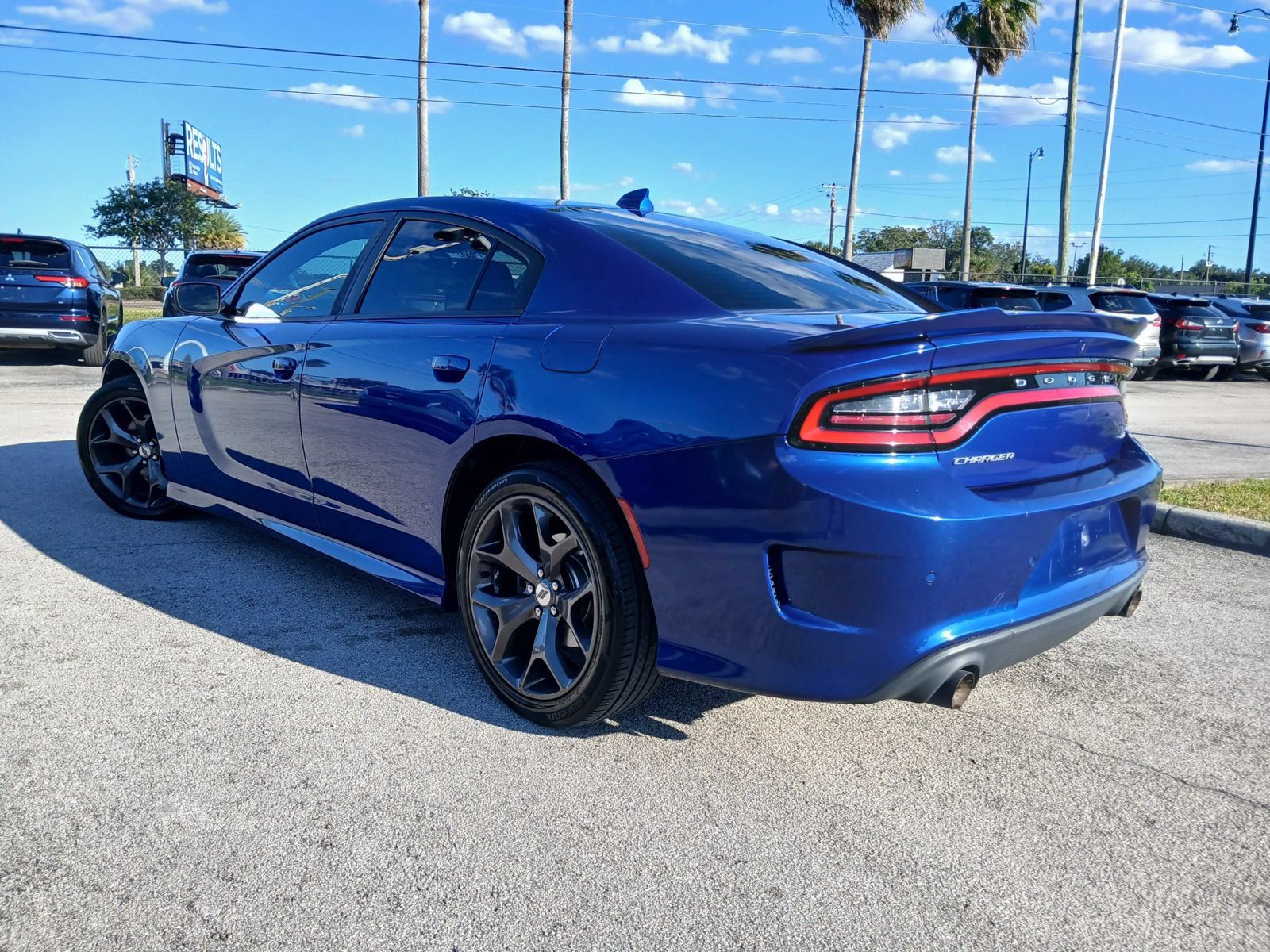 Used 2019 Dodge Charger GT RWD image 2