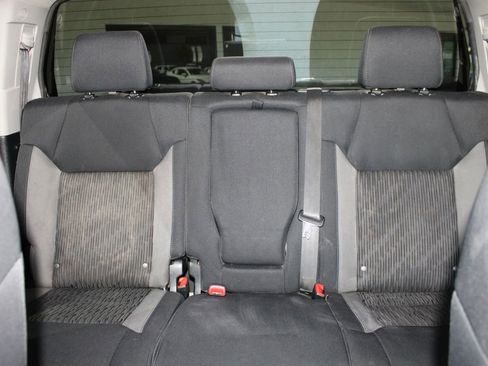 Used 2014 Toyota Tundra SR5 w/ SR5 Upgrade Package AWD/4WD image 12