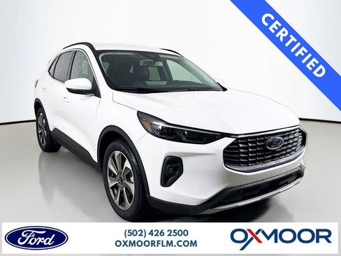 Certified 2025 Ford Escape Platinum FWD image 1