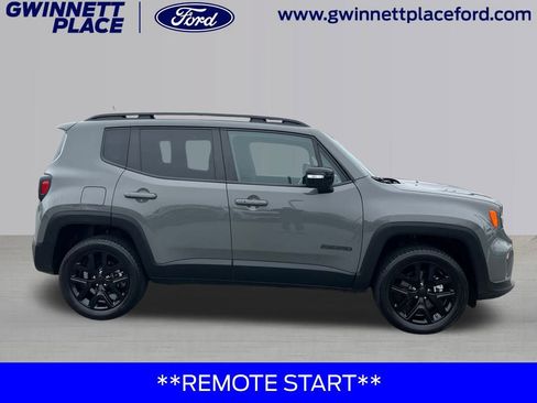 Used 2022 Jeep Renegade Altitude image 4