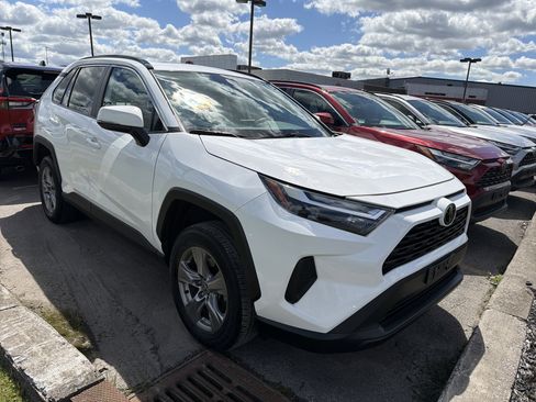Used 2023 Toyota RAV4 XLE w/ Convenience Package AWD/4WD image 2