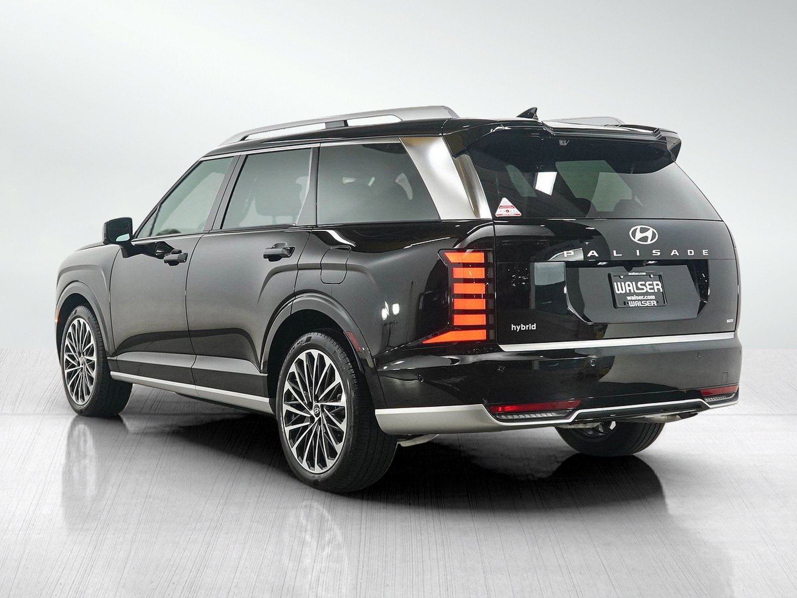 Certified 2026 Hyundai Palisade Calligraphy AWD/4WD image 3