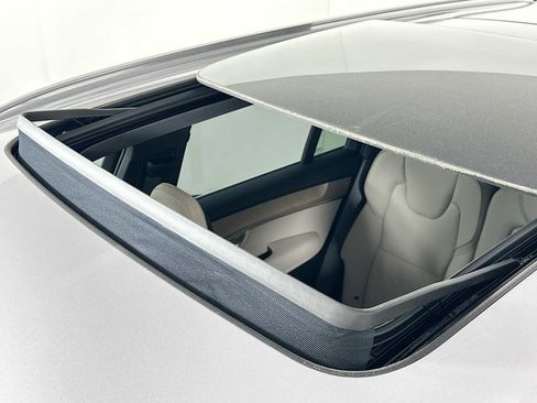 New 2026 Volvo XC90 B5 Plus w/ Protection Package Premier image 19