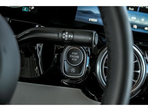 Certified 2026 Mercedes-Benz GLA 250 4MATIC image 16