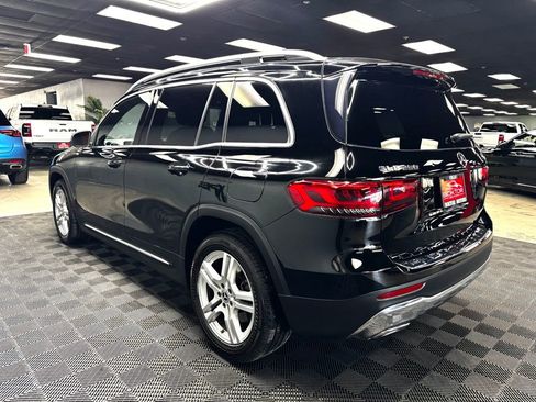 Used 2020 Mercedes-Benz GLB 250 4MATIC image 11