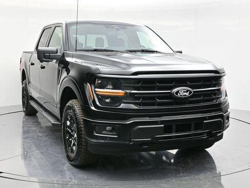 New 2025 Ford F150 XLT w/ Equipment Group 302A MID image 3