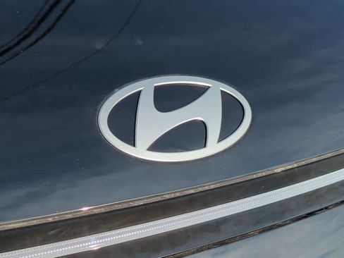 Certified 2025 Hyundai Kona SEL image 11