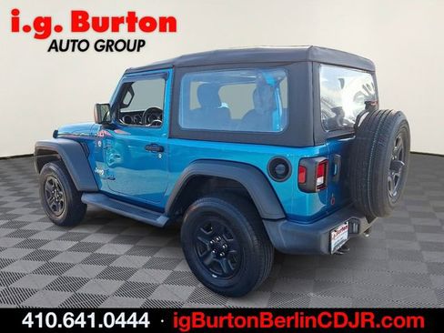 Used 2020 Jeep Wrangler Sport image 4