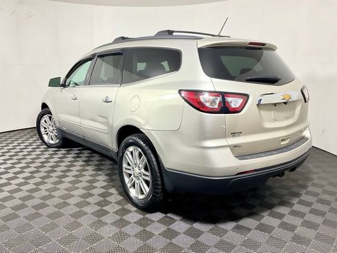 Used 2015 Chevrolet Traverse LT w/ Style and Technology Package AWD/4WD image 11