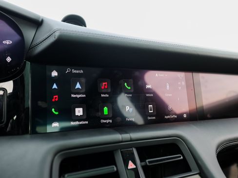 New 2025 Porsche Taycan 4S image 18