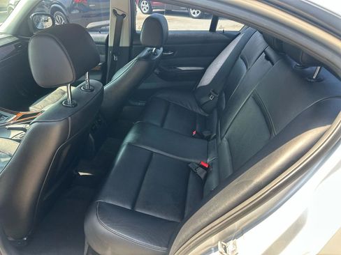Used 2011 BMW 328i xDrive Sedan AWD/4WD image 16