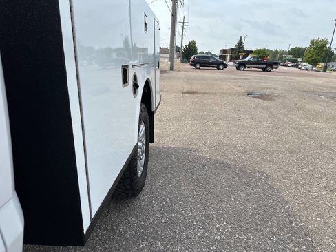 Used 2018 Ford F350 XLT image 20