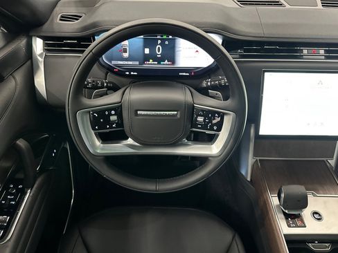New 2026 Land Rover Range Rover SE image 25