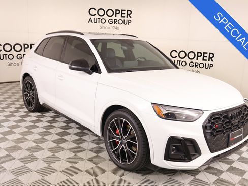 Used 2022 Audi SQ5 Premium Plus w/ Premium Plus Package AWD/4WD image 1