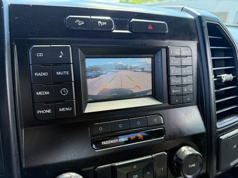Used 2016 Ford F150 XL w/ Equipment Group 101A Mid AWD/4WD image 29