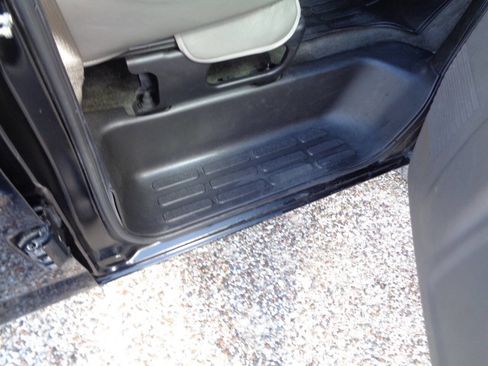 Used 2017 Chevrolet Express 3500 LT w/ LT Preferred Equipment Group image 46