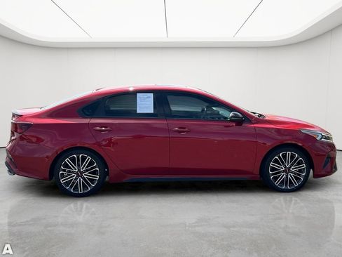 Used 2022 Kia Forte GT w/ GT2 Package FWD image 6