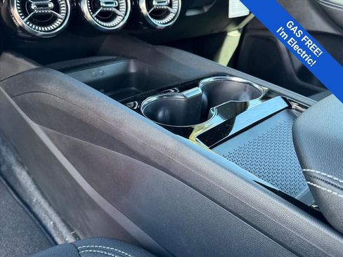 New 2026 Chevrolet Blazer EV LT image 13