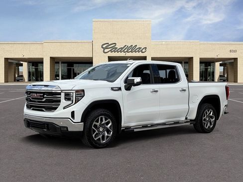 Used 2023 GMC Sierra 1500 SLT w/ SLT Premium Plus Package AWD/4WD image 33