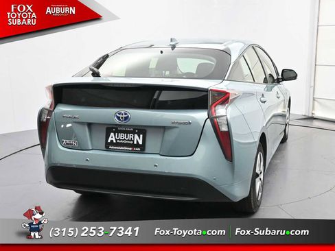 Used 2018 Toyota Prius Two image 4