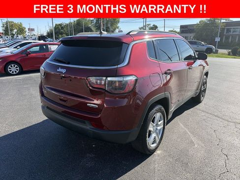 Used 2022 Jeep Compass Latitude w/ Sun and Sound Group AWD/4WD image 30