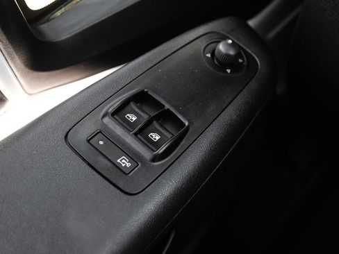 Used 2023 RAM ProMaster 2500 FWD image 38