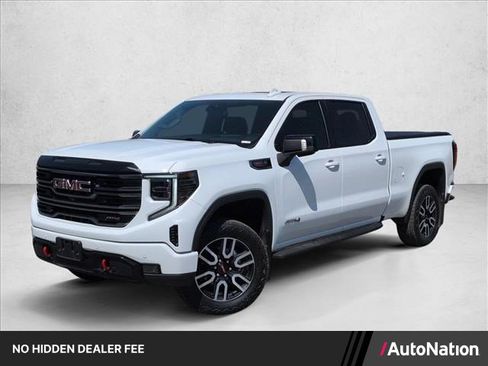 Used 2025 GMC Sierra 1500 AT4 w/ Technology Package AWD/4WD image 1