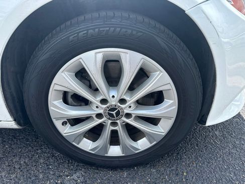 Used 2019 Mercedes-Benz C 300 4MATIC Sedan image 10