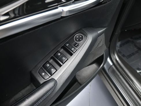 Used 2023 Kia Seltos S w/ Navigation Package image 13