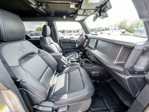 New 2025 Ford Bronco Badlands image 23