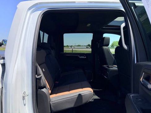 Used 2024 Chevrolet Silverado 3500 High Country w/ High Country Premium Package AWD/4WD image 9
