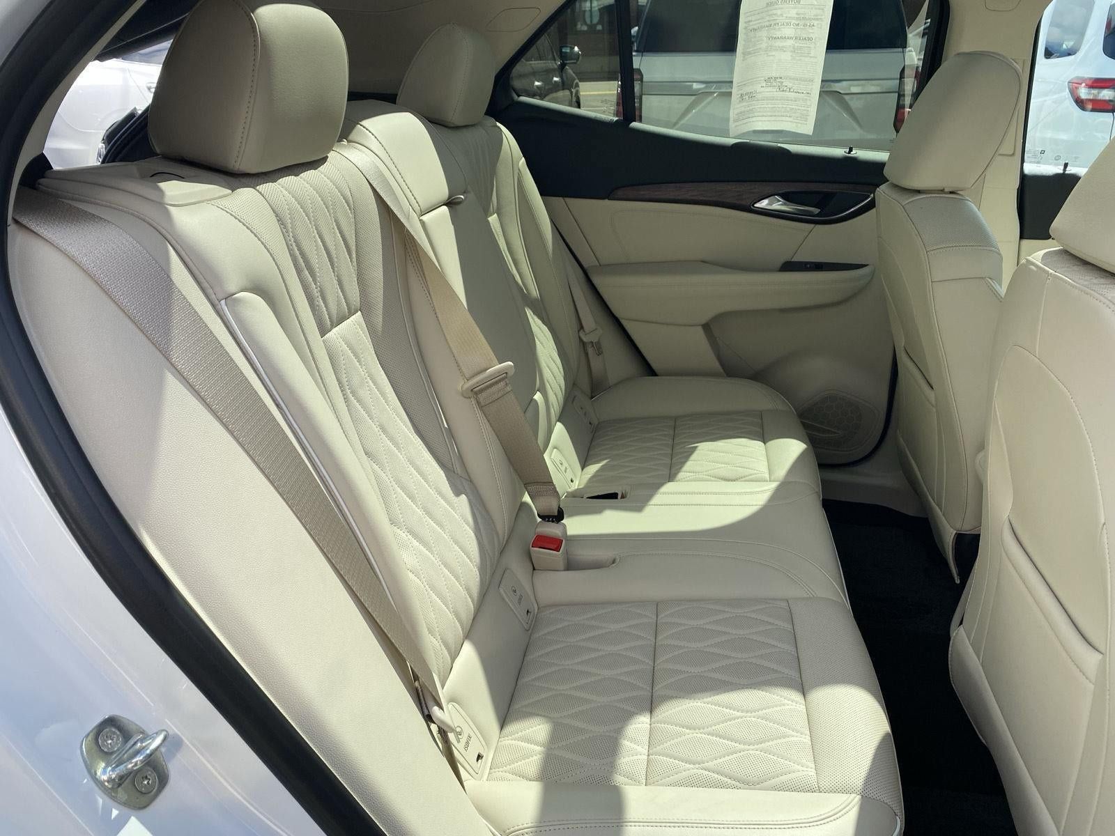 Used 2023 Buick Envision Avenir AWD/4WD image 38