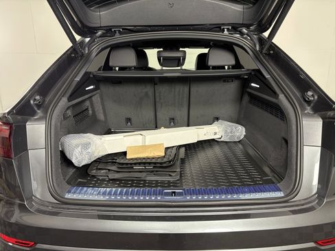 New 2026 Audi Q8 Premium Plus image 23