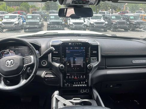 Used 2022 RAM 3500 Laramie AWD/4WD image 23