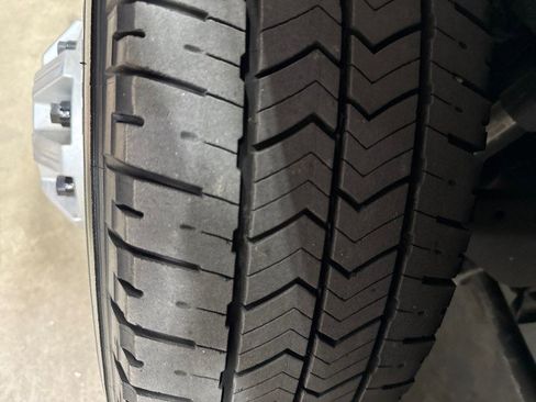 Used 2025 Chevrolet Silverado 3500 W/T image 41