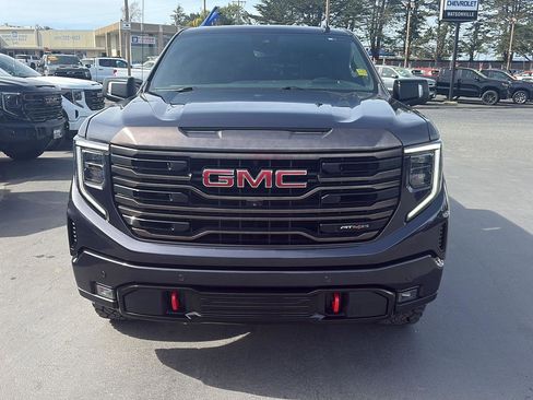Used 2022 GMC Sierra 1500 AT4X AWD/4WD image 20