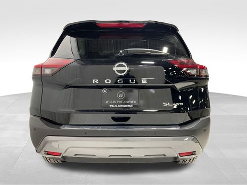 Used 2023 Nissan Rogue SL AWD/4WD image 6