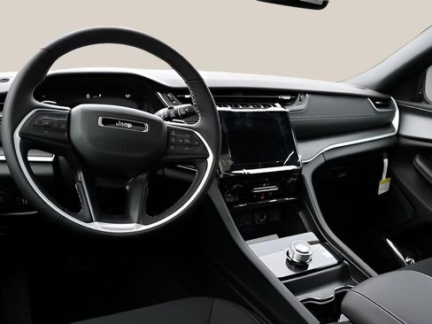 New 2025 Jeep Grand Cherokee L Laredo w/ Luxury Tech Group I image 14