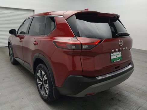 Used 2022 Nissan Rogue SV FWD image 5