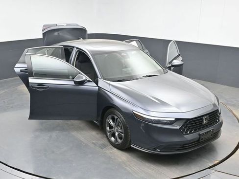 Used 2023 Honda Accord EX image 47