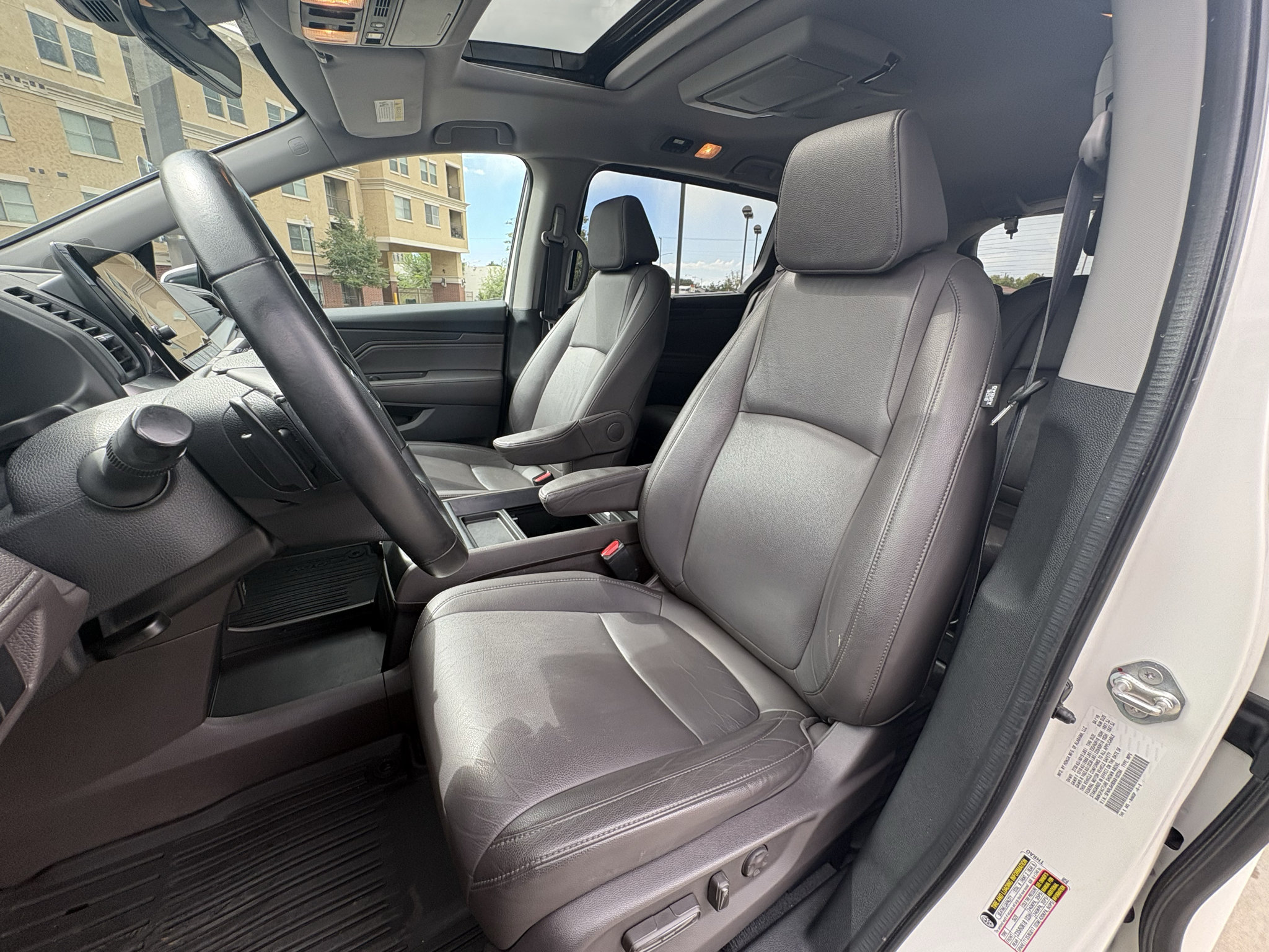 Used 2019 Honda Odyssey Touring image 17