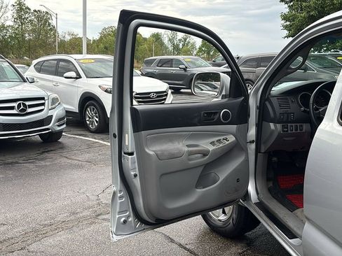Used 2009 Toyota Tacoma 4x4 Double Cab image 11