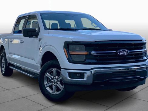 Used 2025 Ford F150 XLT w/ Equipment Group 301A Standard image 3