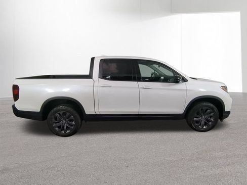Used 2024 Honda Ridgeline Sport image 37