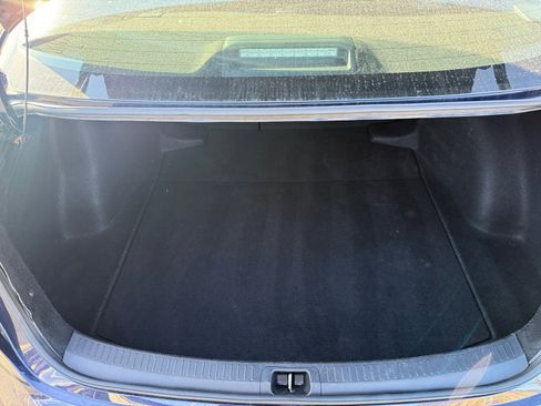 Used 2022 Toyota Corolla LE image 17